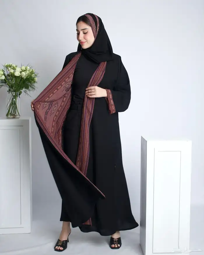 تصوير عبايات احترافي بجودة عاليه 2