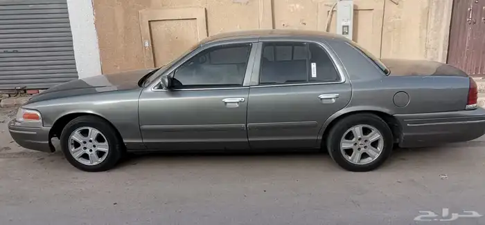 فورد فكتوريا 2000 3