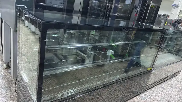 ثلاجات عرض إسباني 2