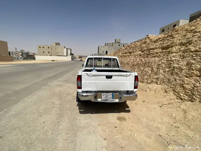 وانيت نيسان دبل مديل 2015 4