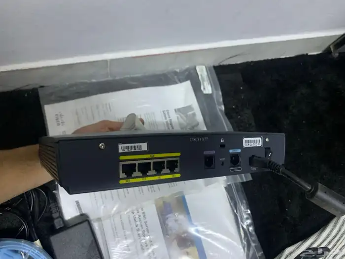راوتر احترافي من Cisco   موديل 870 Series 2