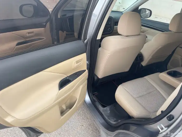 اوتلاندر 2019 12
