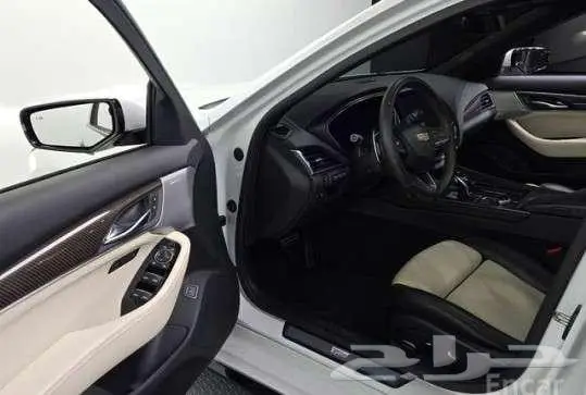 كاديلاك CT5 5