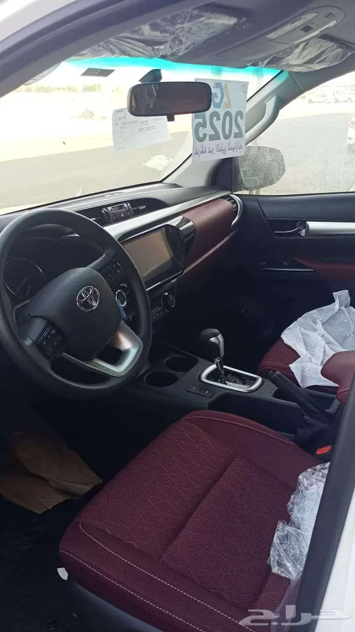 هايلوكس غمارتين بنزين اتوماتك دبل سوبر 2025 7