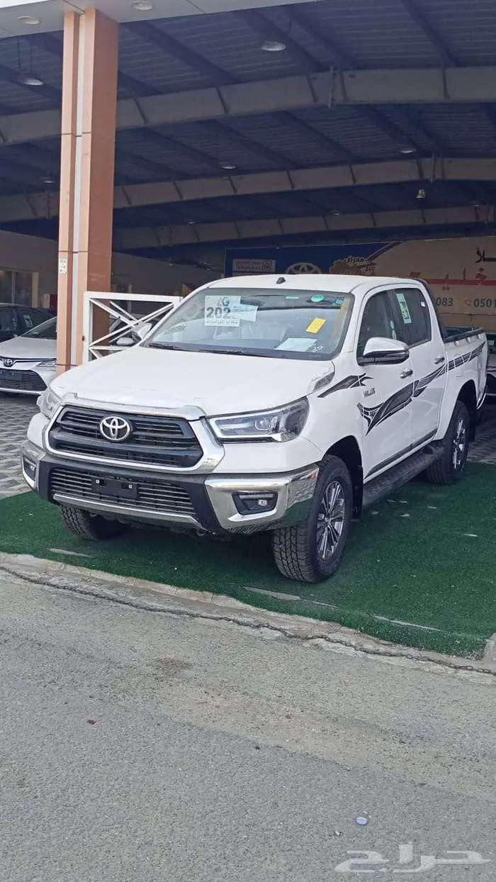 هايلوكس غمارتين بنزين اتوماتك دبل سوبر 2025 1