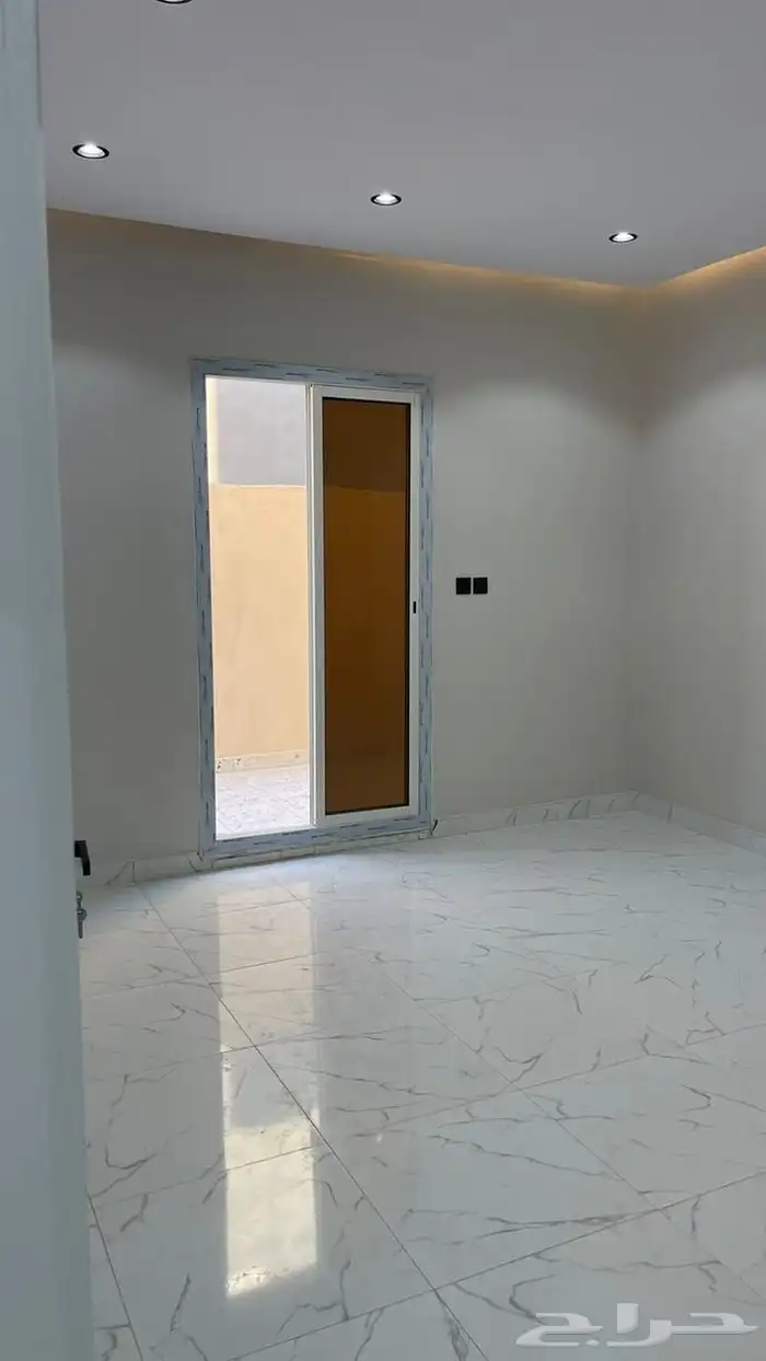 فله للبيع حي النظيم 8