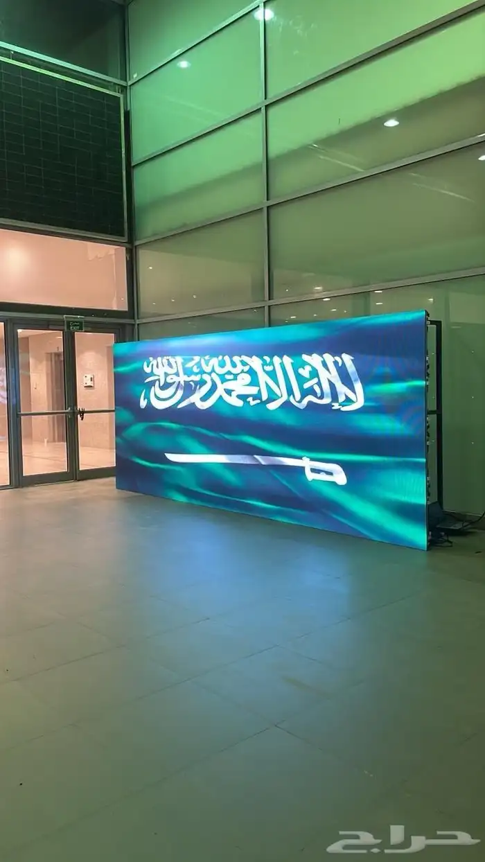 تنظيم معارض وبوثات شاشات p2.6 و p3 بالمتر وشاشات تفاعلية 7