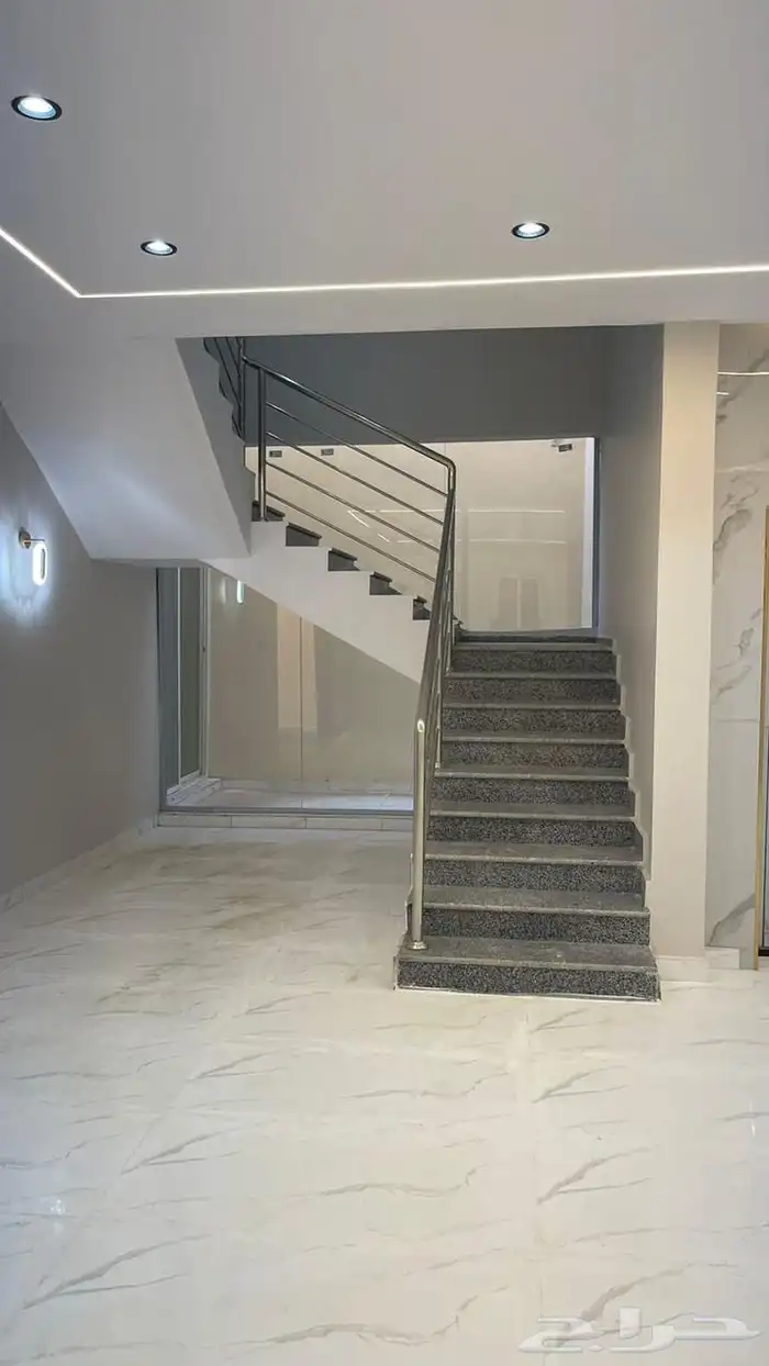 فله للبيع حي النظيم 5