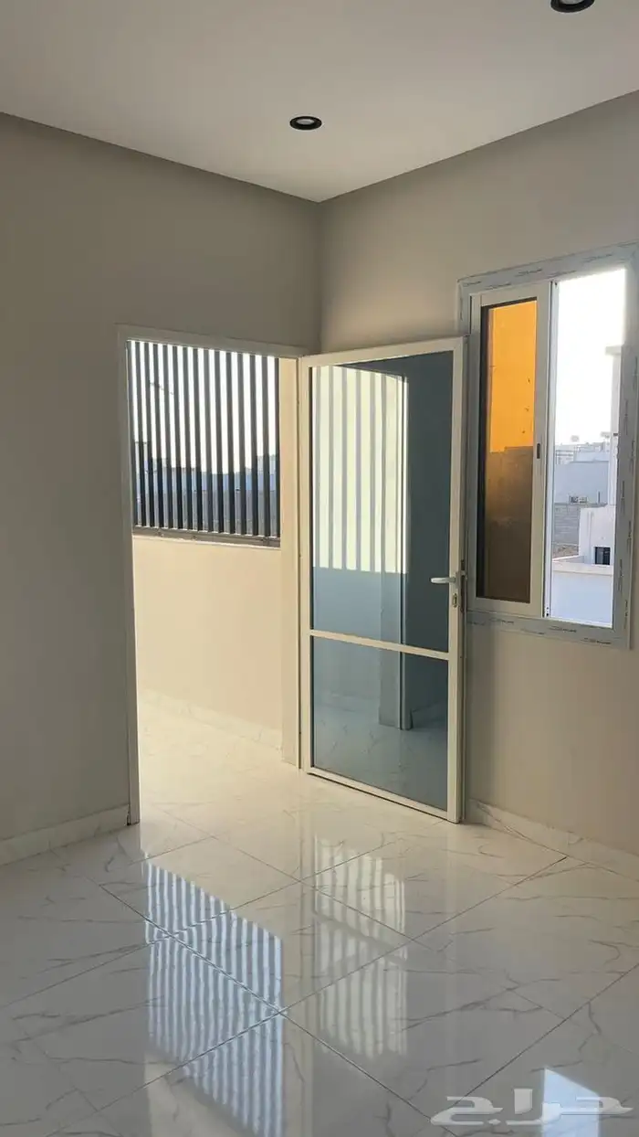 فله للبيع حي النظيم 14