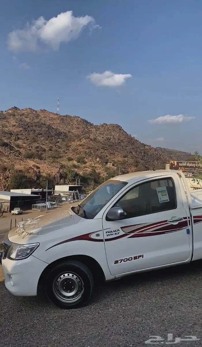 هايلكس 2015 ممشى 150 الف فقط 0