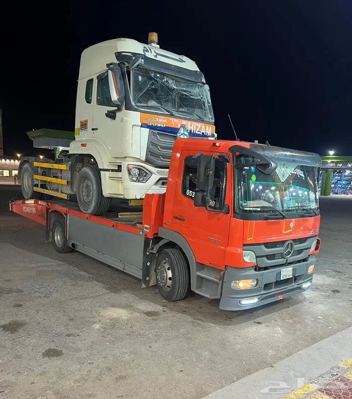 سطحه خميس مشيط الى اي اتحاه 0