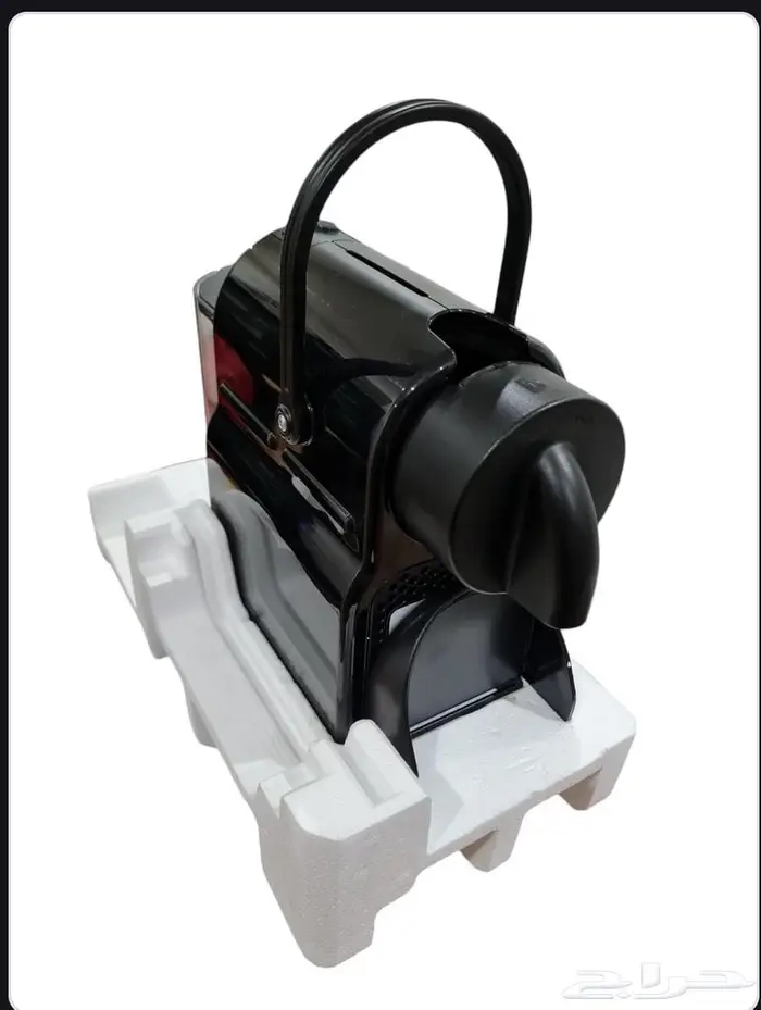 ماكينة قهوة اينيسيا مستعمل نظيف فقط بي 175 ريال 1