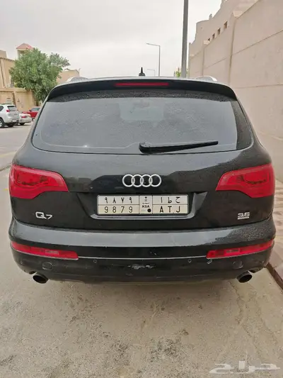 اودي Q7 موديل 2009 مكينة 6 سلندر 10