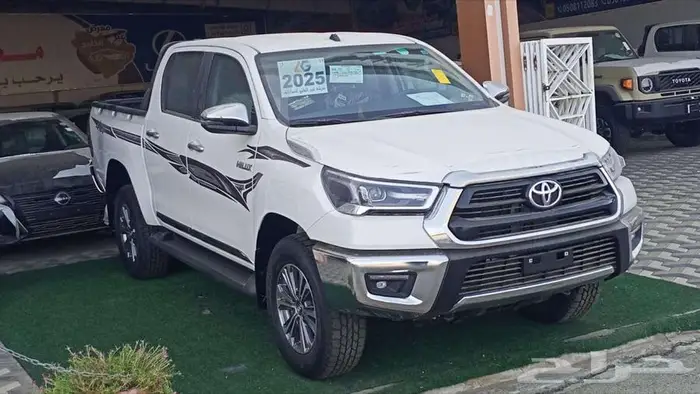 هايلوكس غمارتين بنزين اتوماتك دبل سوبر 2025 0