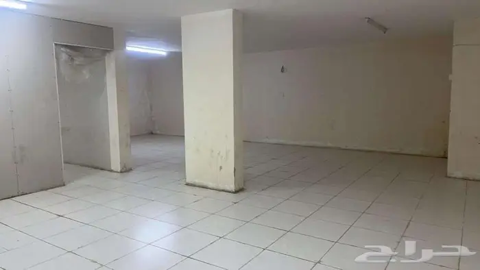 مستودع في الحلقة الشرقية حي الصيانة شارع سليمان الراجحي 2