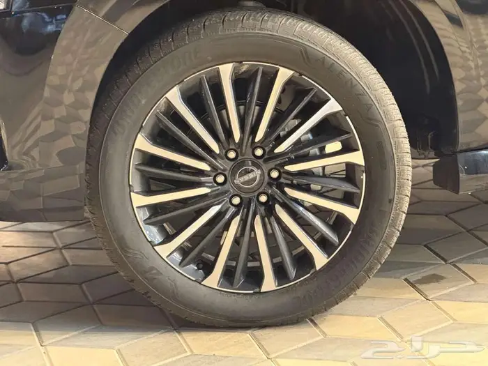 نيسان باترول بلاتينيوم 2025 فل كامل تيربو V6 18