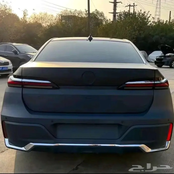 قطع بي ام دبليو جديد تجاري ومستخدم 2