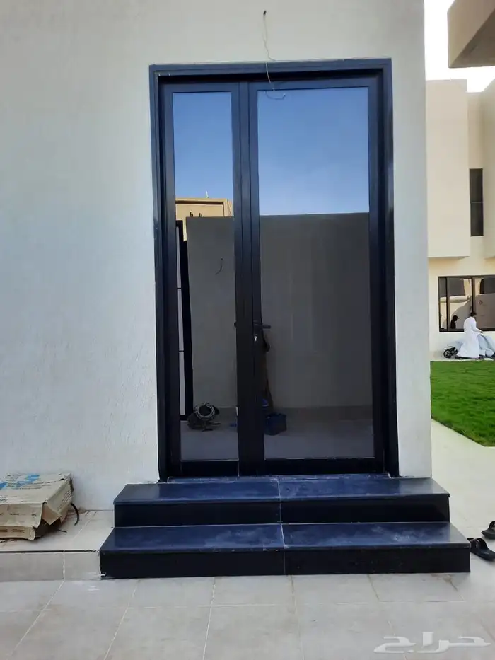 يوجد تركيب واجهات زجاجيه 7