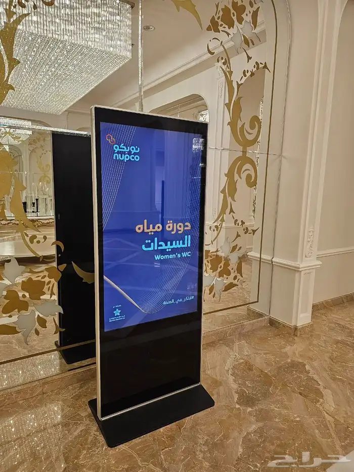 تنظيم معارض وبوثات شاشات p2.6 و p3 بالمتر وشاشات تفاعلية 34