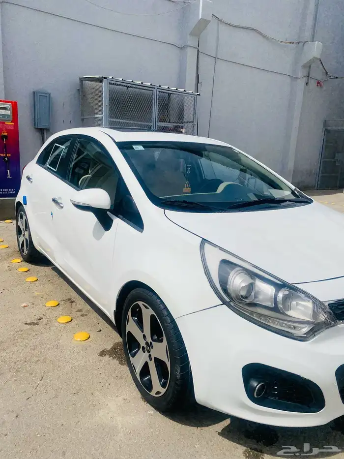 كيا ريو فل كامل هاتشباك 2015 kia rio hatchback 2015 0