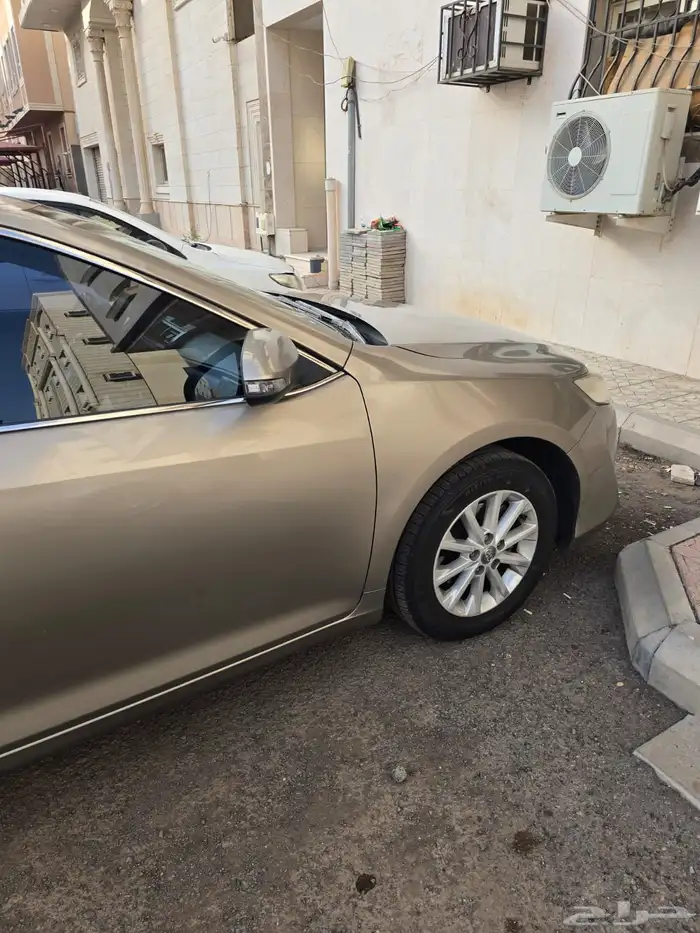 كامري 2014 للبيع نظيف جدا  بدي بلد ومحركات نظيفه 2