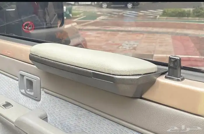 تكايه او مساند للجيوب لاند كروزر 2