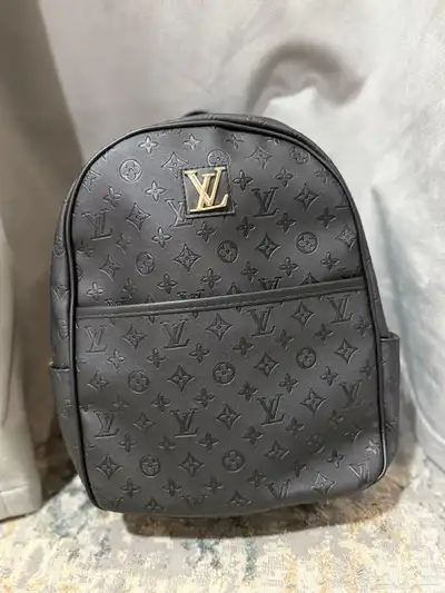 شنطة مريحة للجامعة والسفر 4