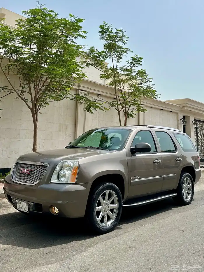 ( تم البيع ) يوكن دينالي 2013 سعودي . 0