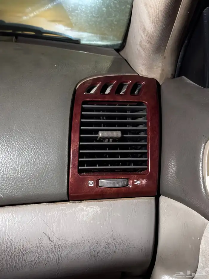 للبيع اقبل البدل ديكور رمادي او اسود نضيف 3