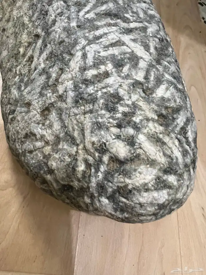 احجار. للبيع حجره واحده 1