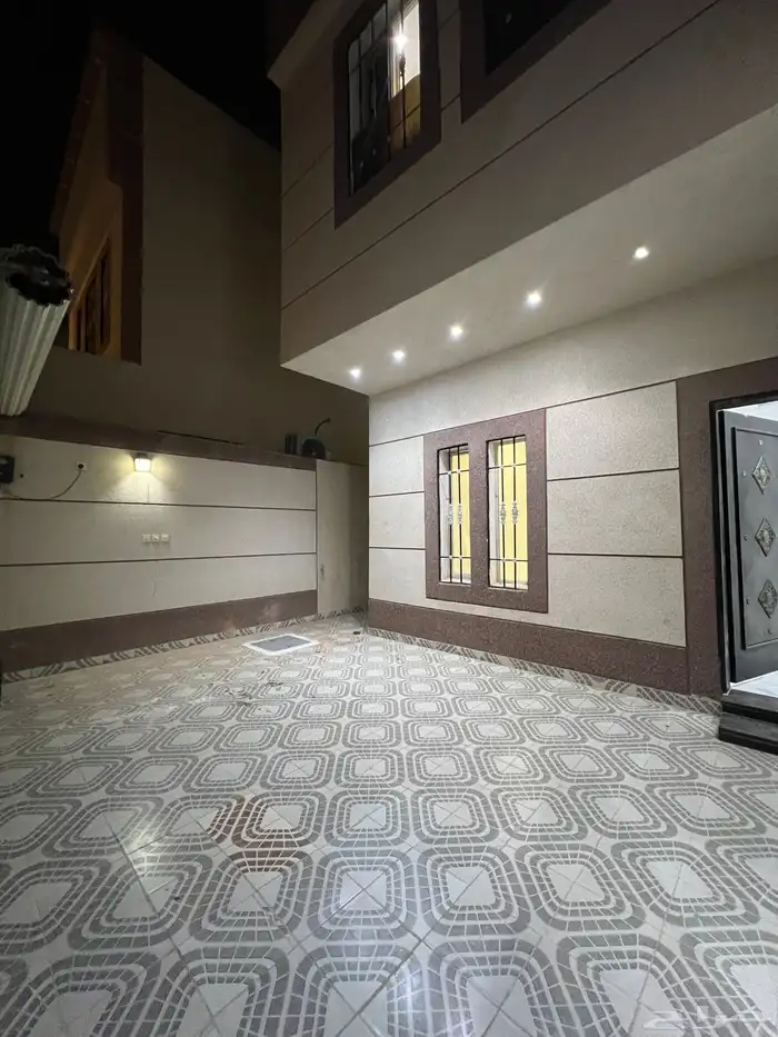 للبيع دور ارضي بحي الرمال 0