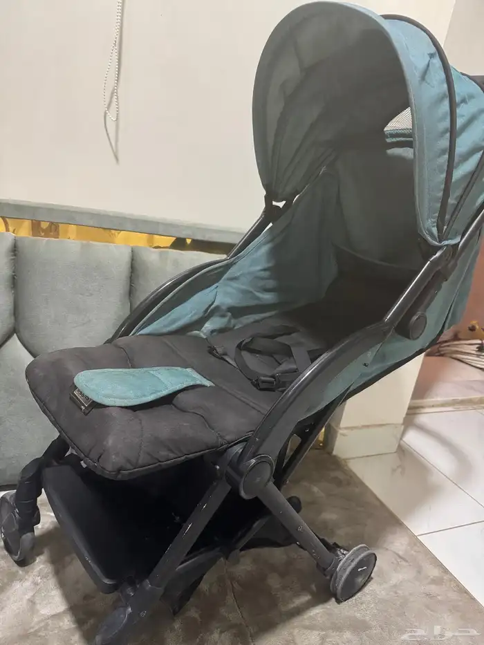 سرير اطفال وعربية اطفال وكرسي طعام 2