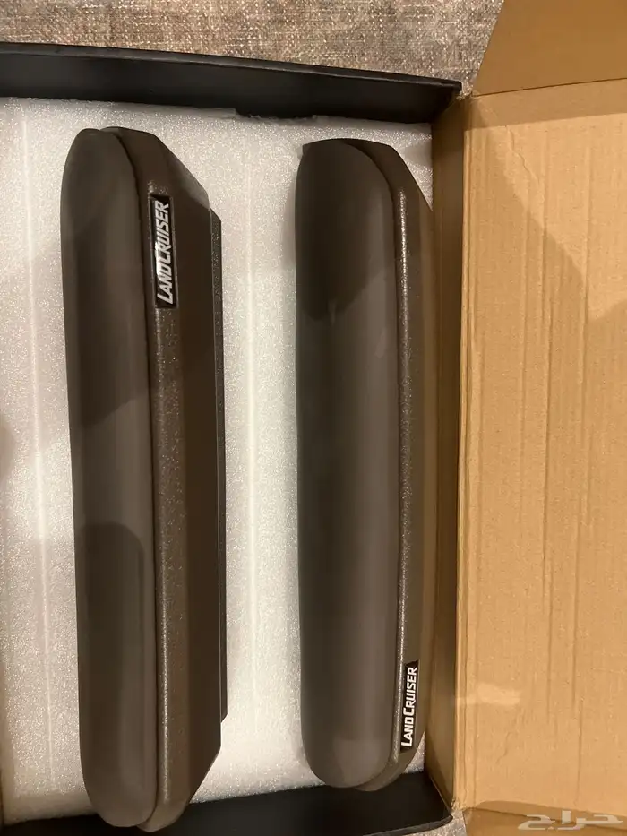 تكايه او مساند للجيوب لاند كروزر 1