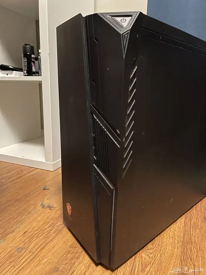 جهاز كمبيوتر قميمنق MSI مع شاشة وكيبورد 1