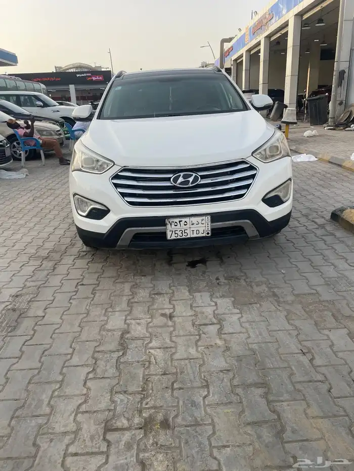 هيونداي سنتافي جراندي 4