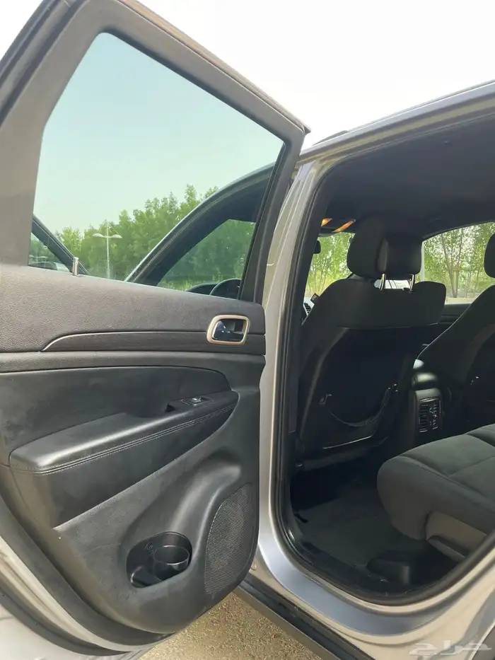 Jeep Grand Cherokee - Laredo 2015 11