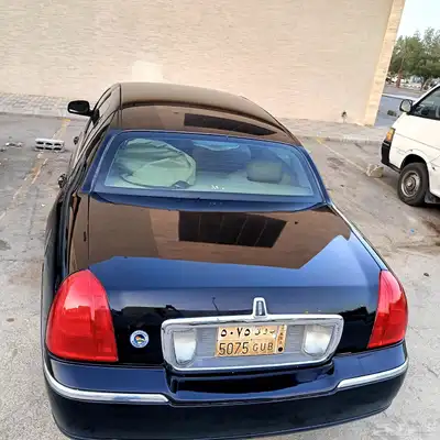 فورد تاون كارد للبيع 2011 index