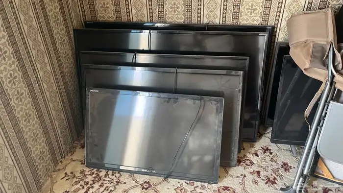 شاشات لاتعمل للبيع 0