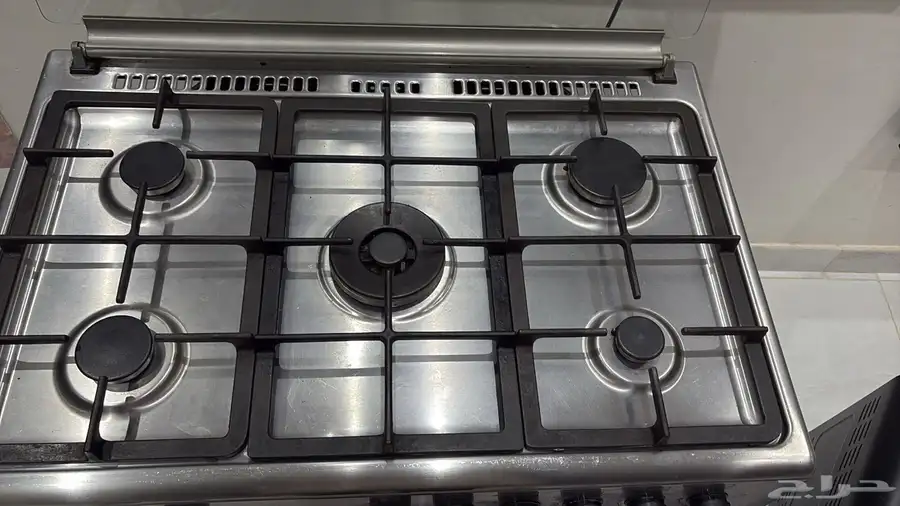فرن ومكيف شواية كهربائيه وكنب 4