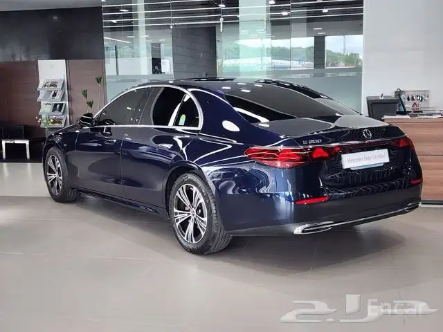 للبيع مرسيدس E200 فل 2024 ماشي 8800 كم ضمان الجفالي 3