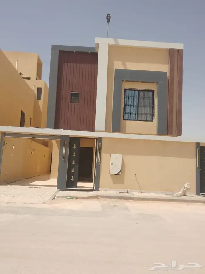 فيلا للايجار ضاحية نمار مساحة 375 0