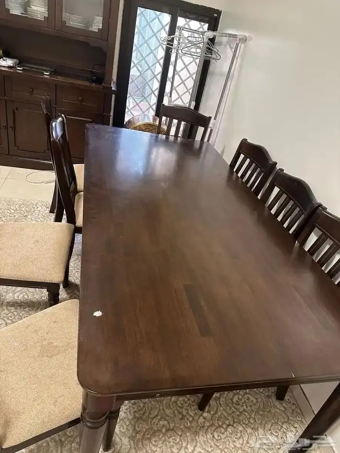 طاولة طعام 1