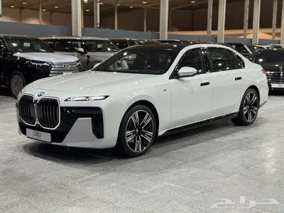 بي ام دبليو 735i موديل 2025 0