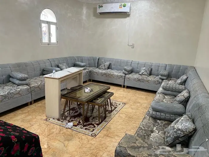 كنب للبيع نظف 1