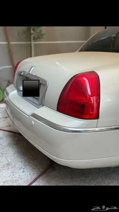 لينكولن تاون كار 2004 index