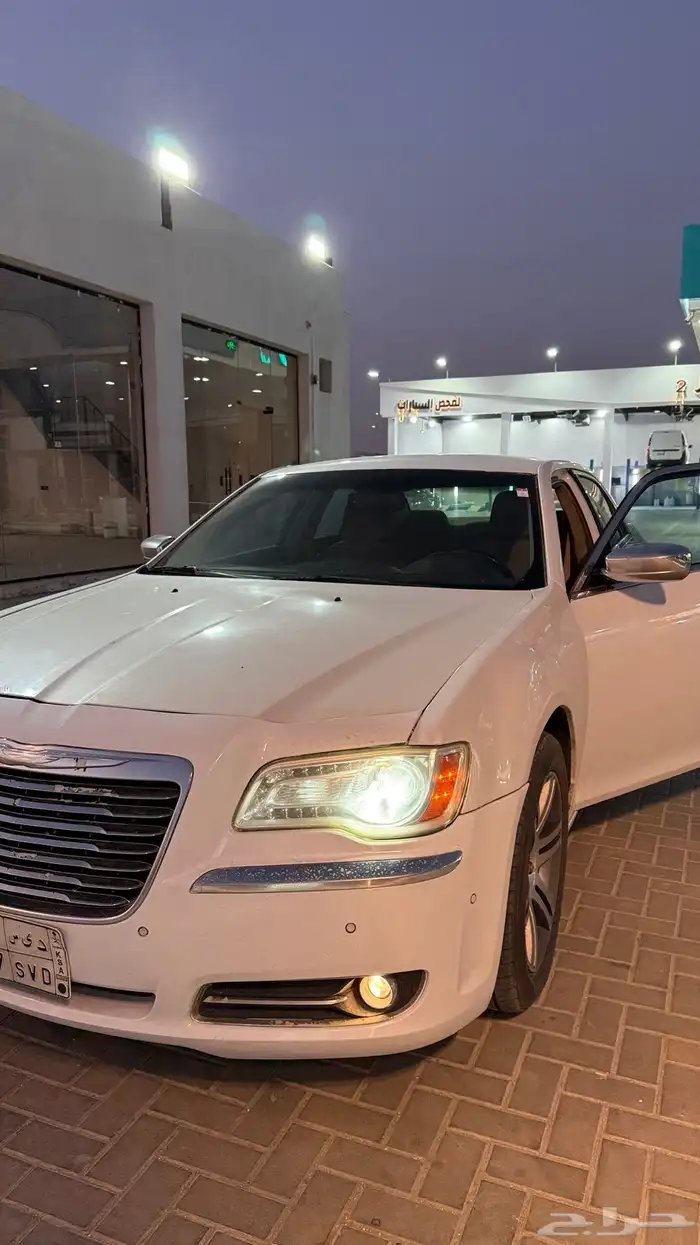 كرايسلر 2013 v8 hemi 4
