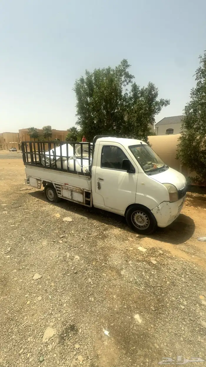 سيارة دباب ليفان 0