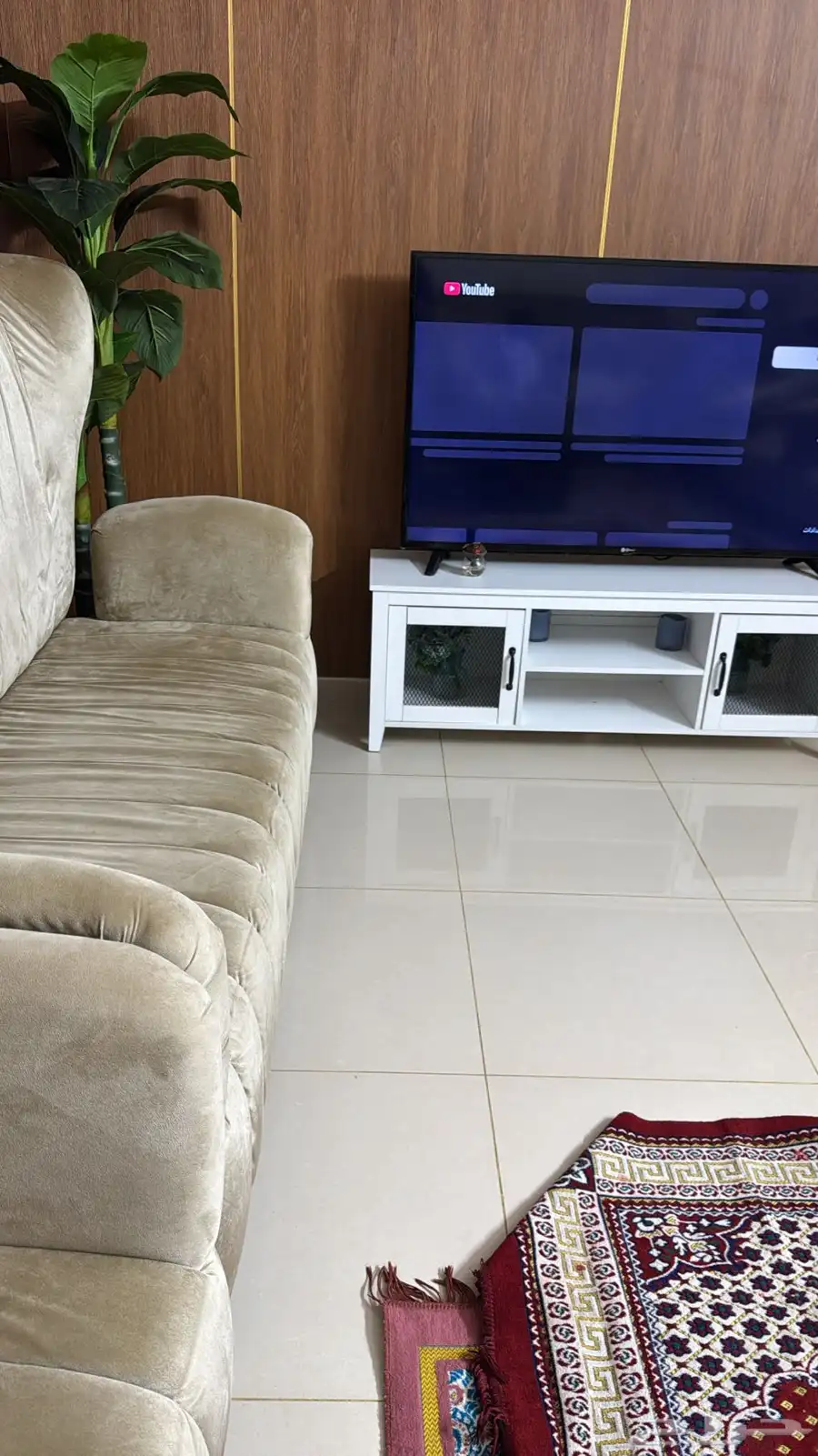 كنب بيج شبه جديد 0