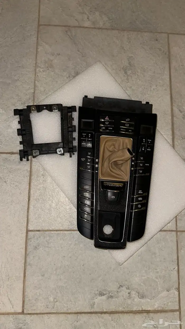 قطع بورش ماكان 2015 1