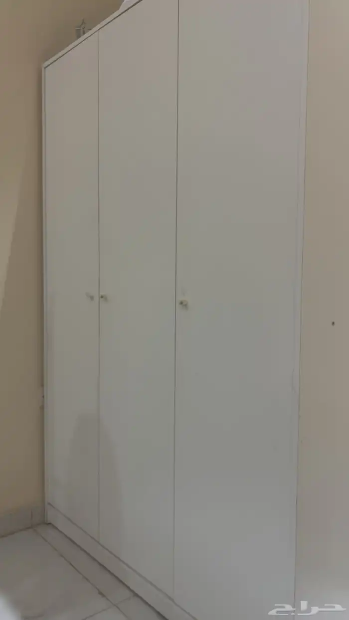 سرير ودولاب 1